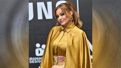 بشرى تعتمد موضة الجمبسوت (صور)