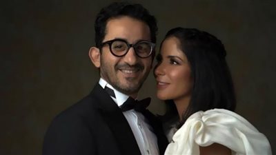 أحمد حلمي يدعم منى زكي في أزمتها مع 