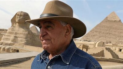 اكتشاف أثري خفي داخل الأهرامات يهز العالم| زاهي حواس يفجر سرًّا تاريخيًّا