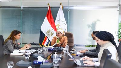 وزيرة البيئة تناقش مع اليونسكو سبل التعاون الثنائي.. صور