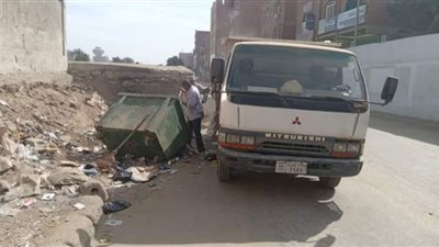 محلى دشنا .. حملات نظافة موسعة تجوب شوارع مدينة دشنا