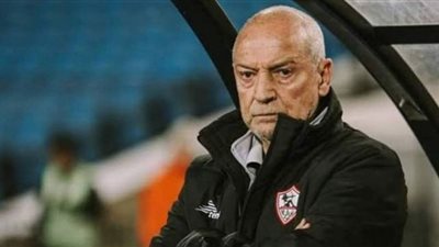 فيريرا يعقد جلسة مع اللاعبين في مران الزمالك اليوم