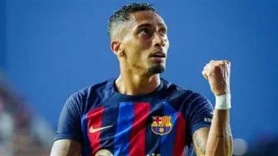 رافينيا يٌسجل الهدف الأول في مباراة برشلونة ضد فالنسيا