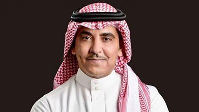 سلمان الدوسري 25 عامًا في الإعلام السعودي من مراسل إلى وزير