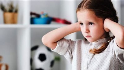 الشيوخ يفجر أزمة دمج أطفال التوحد بالمدارس