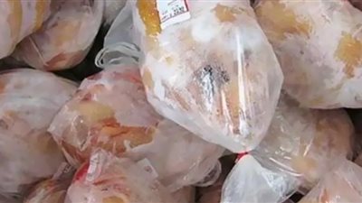 شحنة من الفراخ المجمدة تنعش الأسواق.. فرحه رمضان
