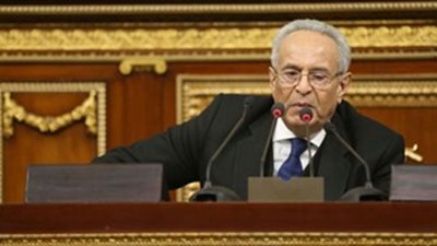 بهاء أبوشقة يطالب بمنظومة قانونية لرعاية مصالح المصريين بالخارج