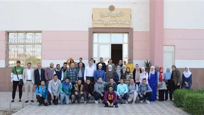 الشباب والرياضة تنظم لقاء 