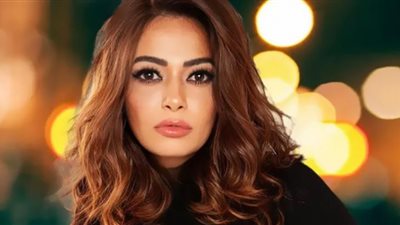 داليا مصطفى في 