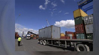 الاستيراد من الخارج ينهش خزينة الدولة والواردات ترتفع لرقم مرعب