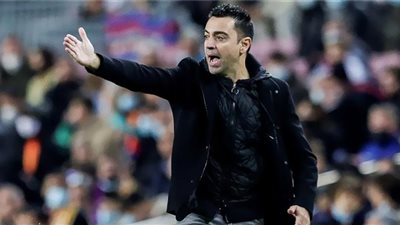 تشافي يتحدث عن الاستمرار من عدمه مع برشلونة