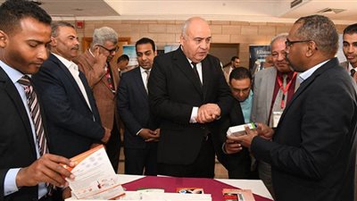 بدء المؤتمر الأول لوحدة مناظير 