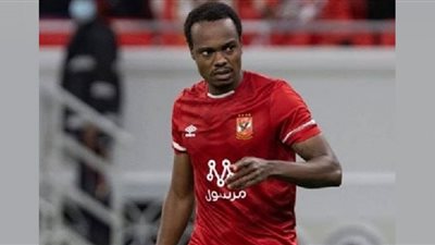 بيرسي تاو ولاكاي على رأس قائمة جنوب أفريقيا لمعسكر مارس