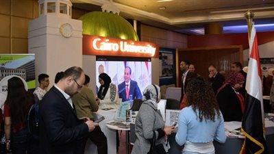 افتتاح جناح جامعة القاهرة فى المعرض الدولي للجامعات