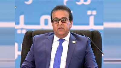وزير الصحة يصدر قرارًا بتشكيل لجنة لدراسة تحسين أحوال الأطباء