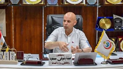 وكيل صحة الشرقية يتابع عمل العيادات المسائية بمنيا القمح