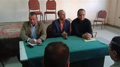 شباب ورياضة سوهاج تُناقش معوقات الإدارات بمراكز شباب المراغة