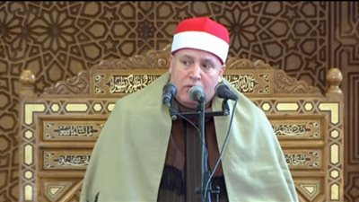 بث مباشر| صلاة الجمعة من مسجد المشير بحضور السيسي