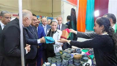وزيرة البيئة تُشاركُ في افتتاح معرض 