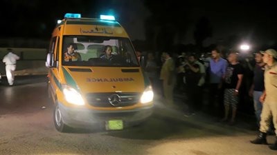 إصابة مواطن تصادف مروره خلال معركة بالأسلحة في القاهرة