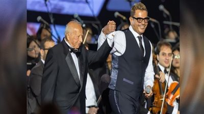 هاني شنودة يعيد عمرو دياب إلى 