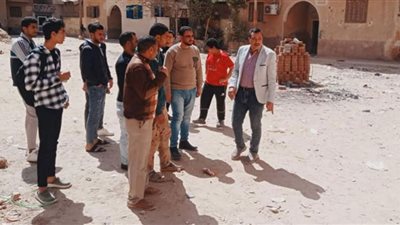متابعة حملات النظافة وأعمال تركيب الإنترلوك بطامية في الفيوم