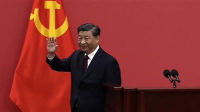 سيناتور أمريكي يُوجه رسالة نارية للرئيس الصيني