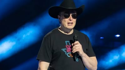 مدينة إيلون ماسك الفاضلة.. Elon Musk يجمع موظفيه في مكان واحد