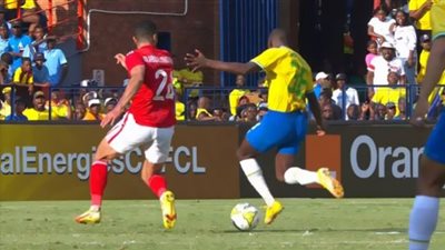 الأهلي يسقط بخامسية أمام صن داونز بدوري أبطال أفريقيا