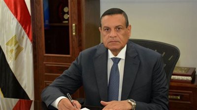 وزير التنمية المحلية ومحافظ بني سويف يتفقدان منظومة العمل بمشروعات الدواجن