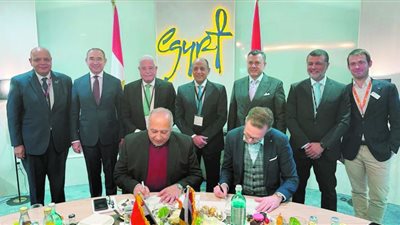 توقيع بروتوكولات تعاون لمصر للطيران وإير كايرو مع عدد من وكلاء السفر والسياحة