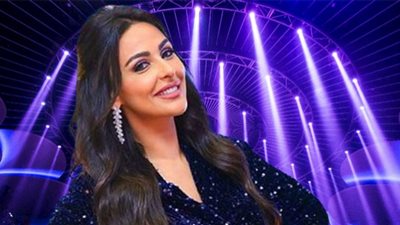 ميس حمدان تبرز رشاقتها بالميني جيب