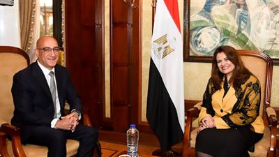 مصري في أمريكا يطمح بالاستثمار وتصدير الأحجار والخامات المصرية بالأسواق العالمية