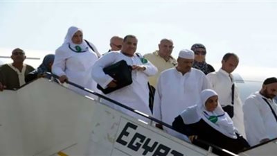 العليا للحج والعمرة تكشف أعداد المعتمرين المصريين