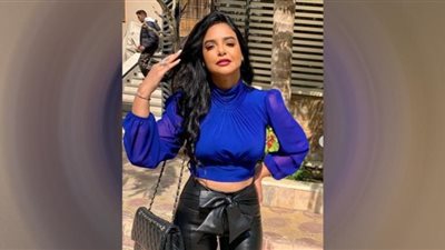 مروة الأزلي تتألق بالجلد الأسود والجمهور يغازلها (صور)