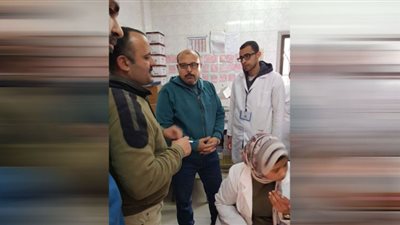 محافظ الدقهلية يحيل 125 من الأطباء وهيئة التمريض بمستشفى شربين العام للتحقيق