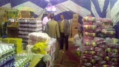رئيس مركز قوص يتفقد معرض أهلًا رمضان