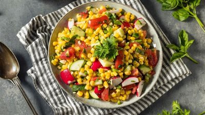 طريقة عمل سلطة الذرة.. تساعدك في إنقاص الوزن