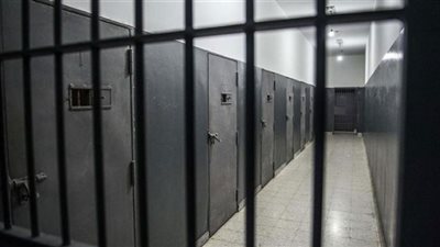 شاب ينهي حياة ابنة عمه بقنا