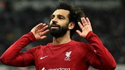 صحفي إنجليزي يكشف حقيقة رحيل محمد صلاح عن ليفربول نهاية الموسم (فيديو)