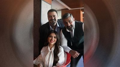 مراد مكرم وياسر جلال ومي عمر.. كواليس 