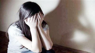 فتاة الصف تضع مولوداً داخل حمام المستشفى