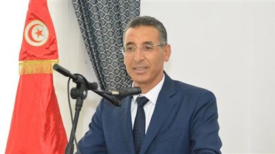 أسرار استقالة وزير الداخلية التونسي من منصبه