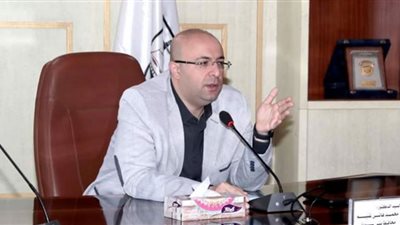 محافظ بني سويف يتابع الإجراءات المنفذة بشأن سقوط حائط منزل غير مأهول بالسكان