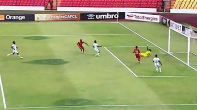 دوري أبطال إفريقيا.. الأهلي يتقدم بثنائية أمام القطن بالشوط الأول
