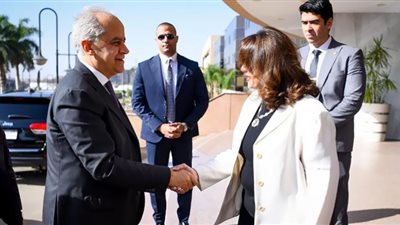 وزيرة الهجرة تبحث مع وزير الداخلية الإيطالي سبل إنشاء قنوات شرعية للهجرة