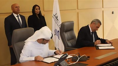 تفاصيل مباحثات وزير النقل وسفيرة الإمارات لتوقيع عدد من العقود والاتفاقيات