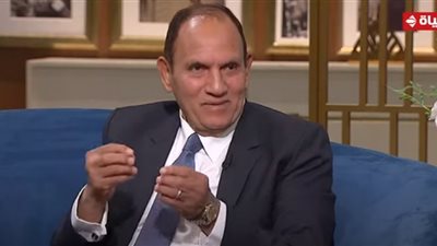 القارئ أحمد نعينع يكشف عن نصائحة لصوت جميل أثناء قراءة القرآن (فيديو)