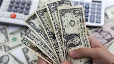 سعر الدولار اليوم الأحد في 10 بنوك خلال منتصف التعاملات