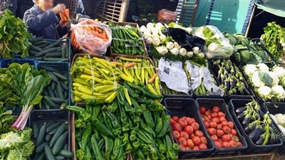 أسعار الخضراوات صباح اليوم الاثنين في سوق العبور